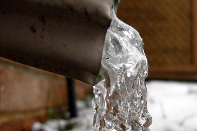How to fix a frozen condensate pipe